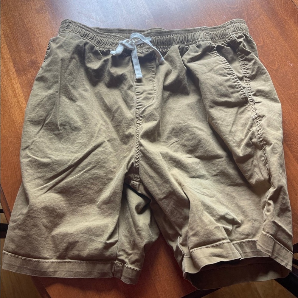 Size large khakis shorts